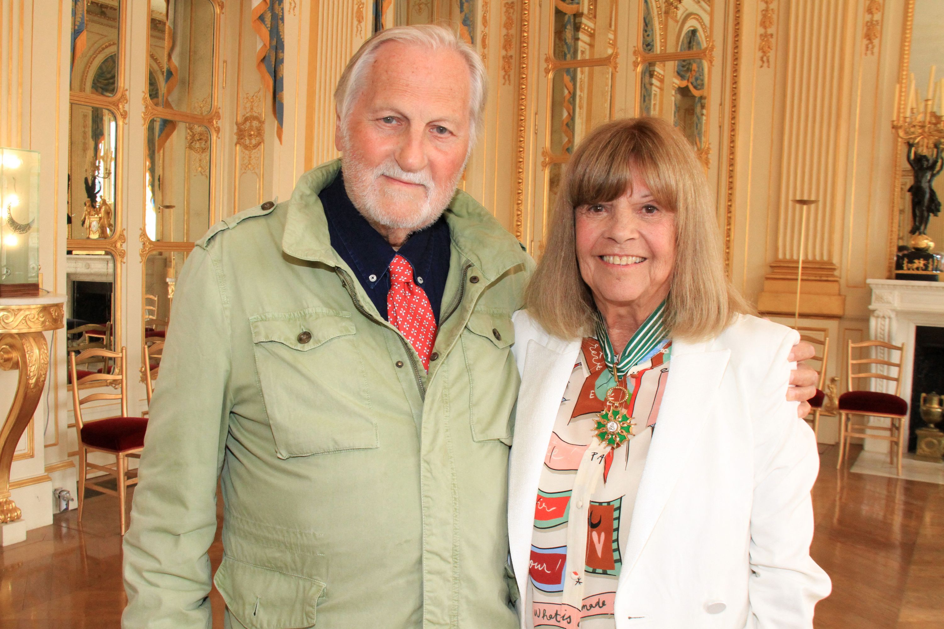 Chantal Goya mariée depuis près de 60 ans avec Jean-Jacques Debout, ce qui l’agace encore : “C’est infernal…”
