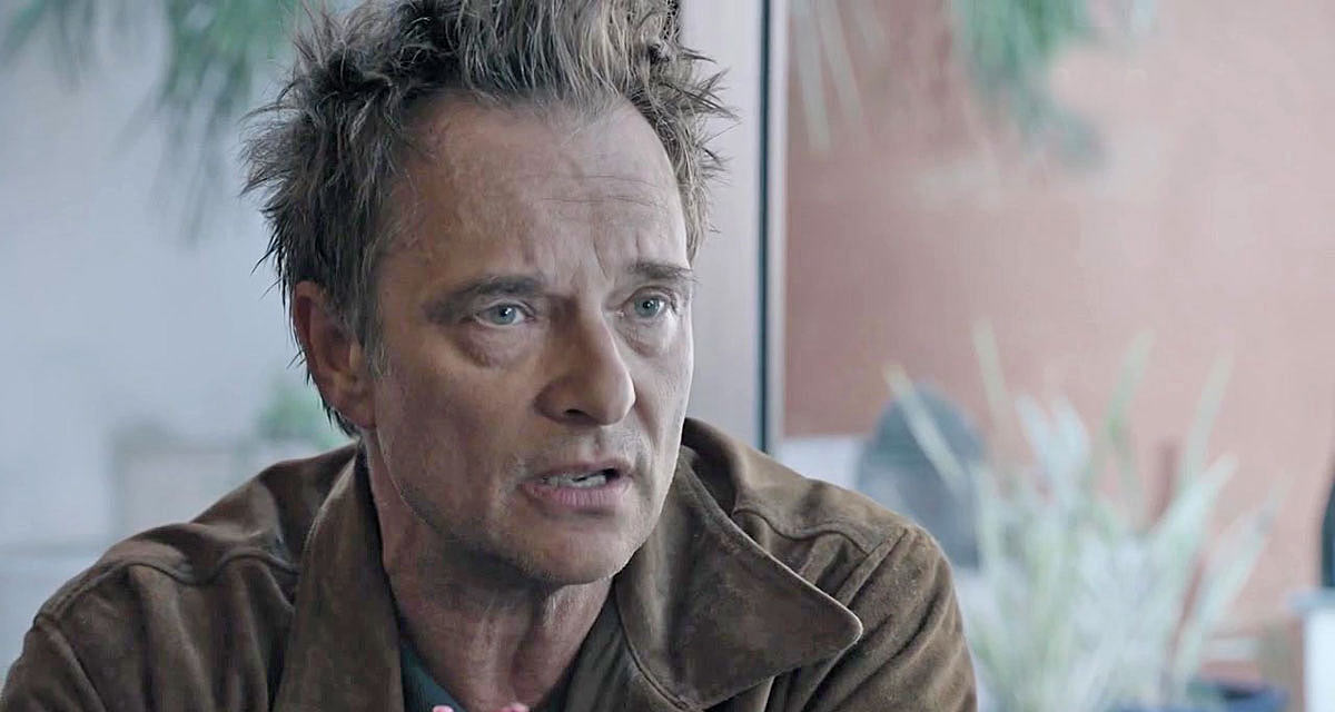 « J’ai dû accepter que mes filles vivent avec un autre homme » : David Hallyday évoque les conséquences douloureuses de sa rupture avec Estelle Lefébure