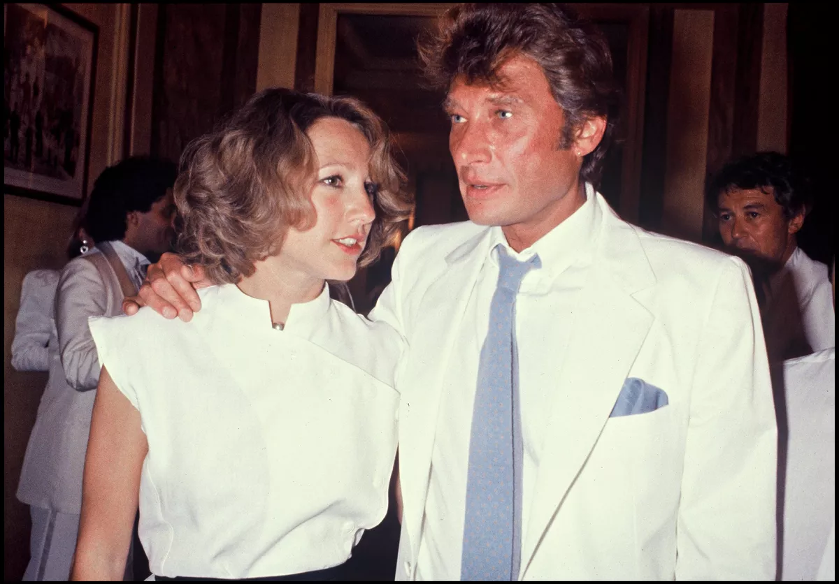 “Tu as retrouvé mon Johnny”, l’hommage déchirant de Laeticia Hallyday à son amie